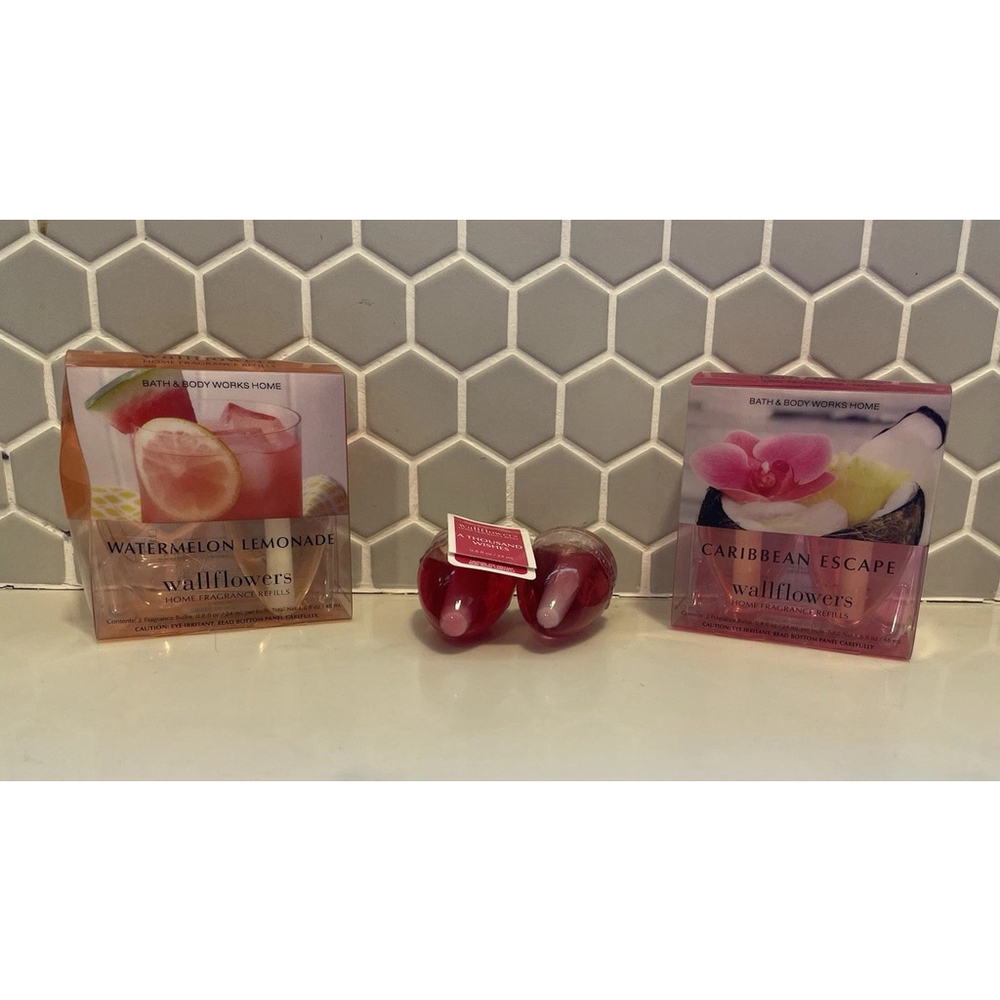 New Sealed Bath & Body Works Wallflowers Refill Bulbs x 5